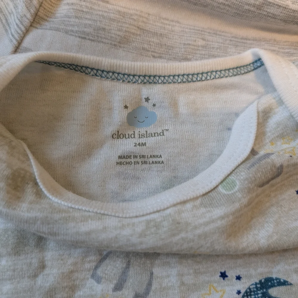 Cloud Island Like New Space, Blue, and Gray Toddler Short Sleeve Onesies 24m